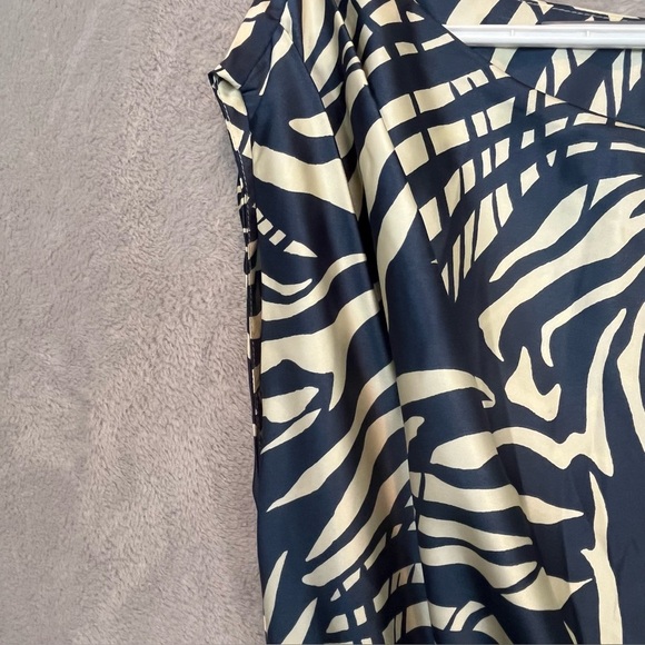 Socialite Midi Dress Blue Cream Geometric Print Bias Cut Size 8 Asymmetric Hem - Picture 6 of 15